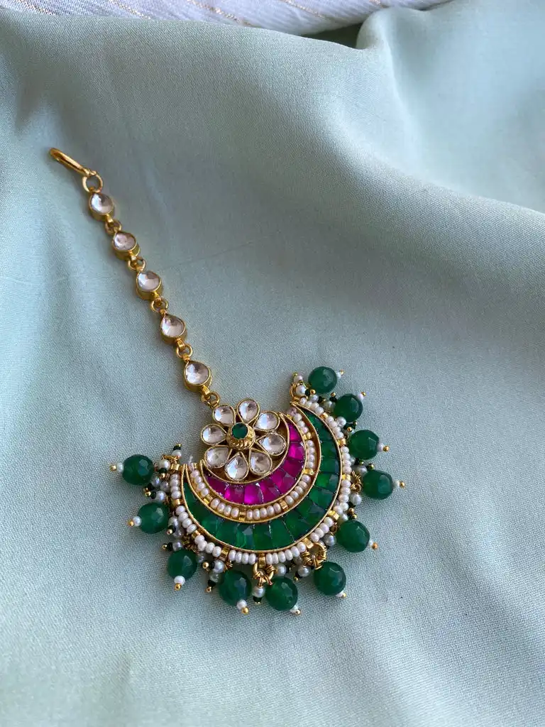Jadau Kundan Tikka